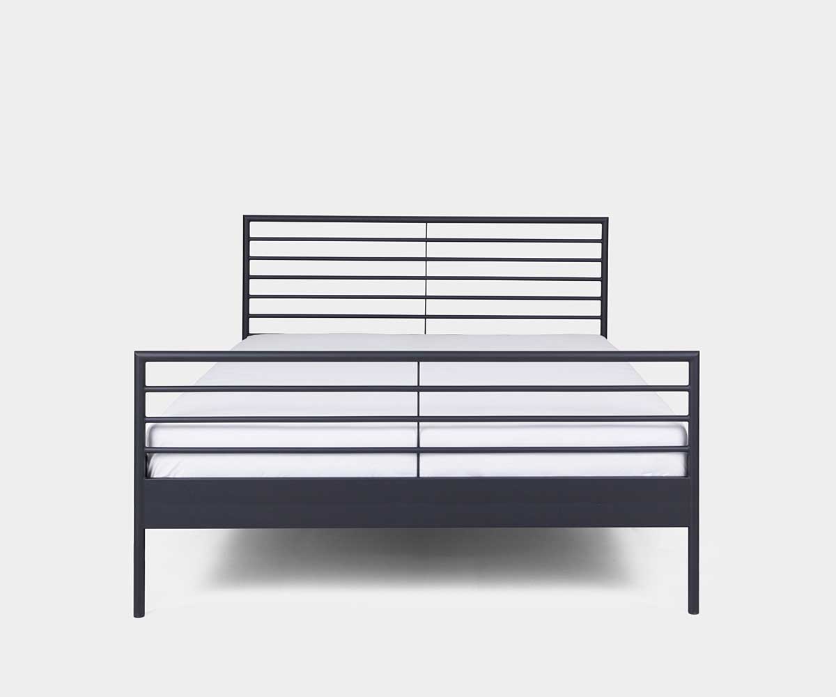 LINEA Metal bed 160x200 cm