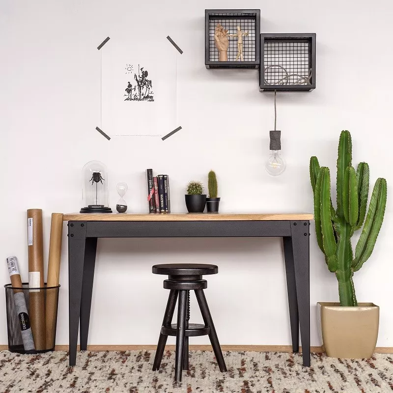 Bronx Schreibtisch Schwarz / Eiche Schreibtisch aus Metall in der Farbe Schwarz mit Tischplatte aus Eiche