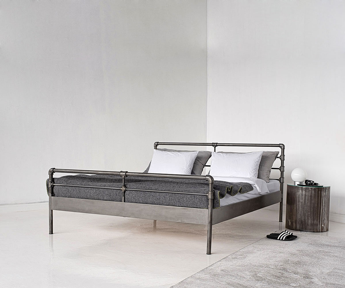 NODUS Metal bed 180x200 cm