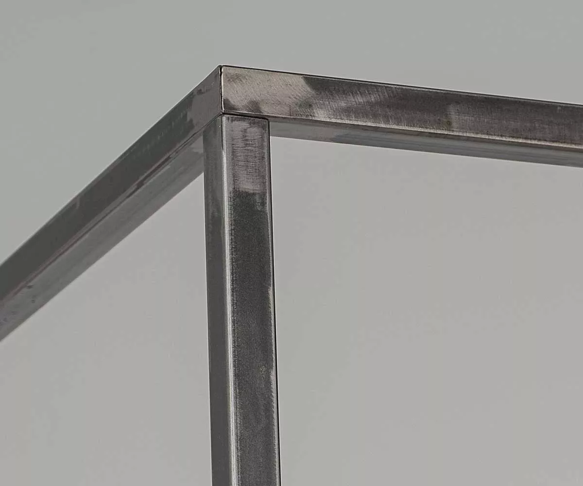 Sidera Himmelbett unbehandelter Stahl - Nahaufnahme oben Himmelbett aus Metall unbehandelter Stahl - Nahaufnahme oben