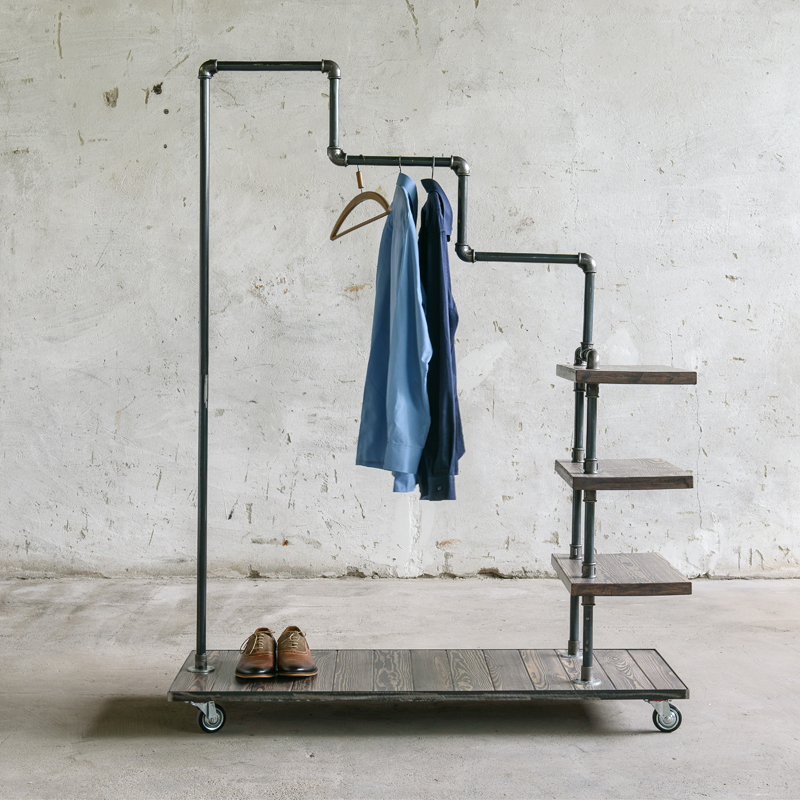 CLOTHES RACK