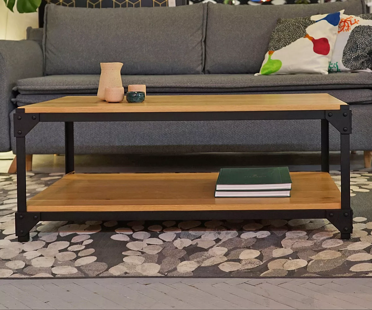 Brooklyn Wohnzimmertisch aus Metall Schwarz Eiche Couchtisch aus Stahl in Schwarz und in industrial Stil Eiche