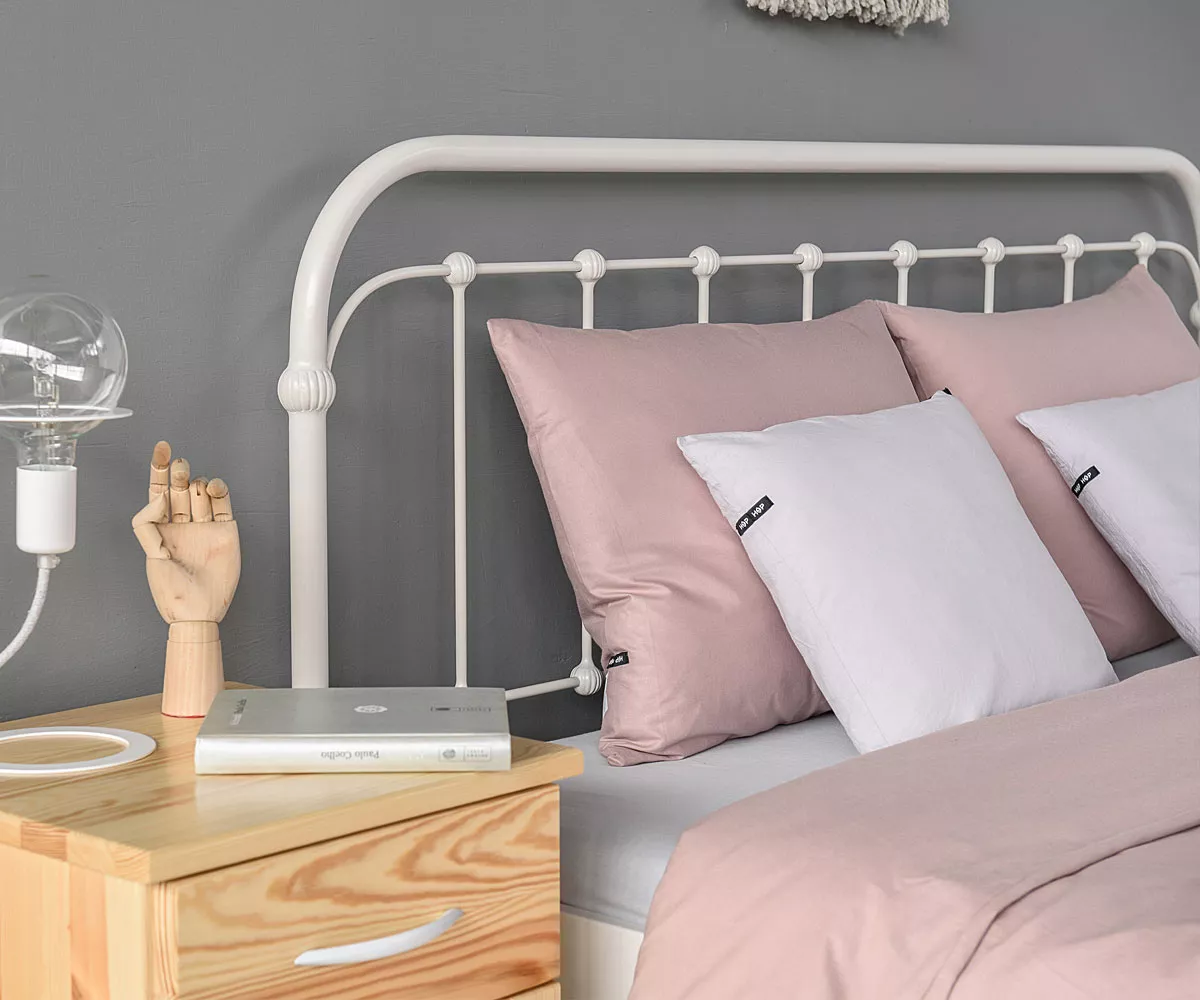 AMITA Bett aus Metall Kopfteil Kopfteil eines Vintage Bettes aus Metall in Weiss